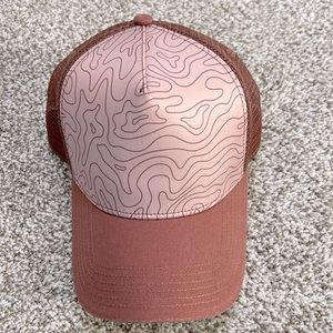 NWOT | PRANA trucker hat